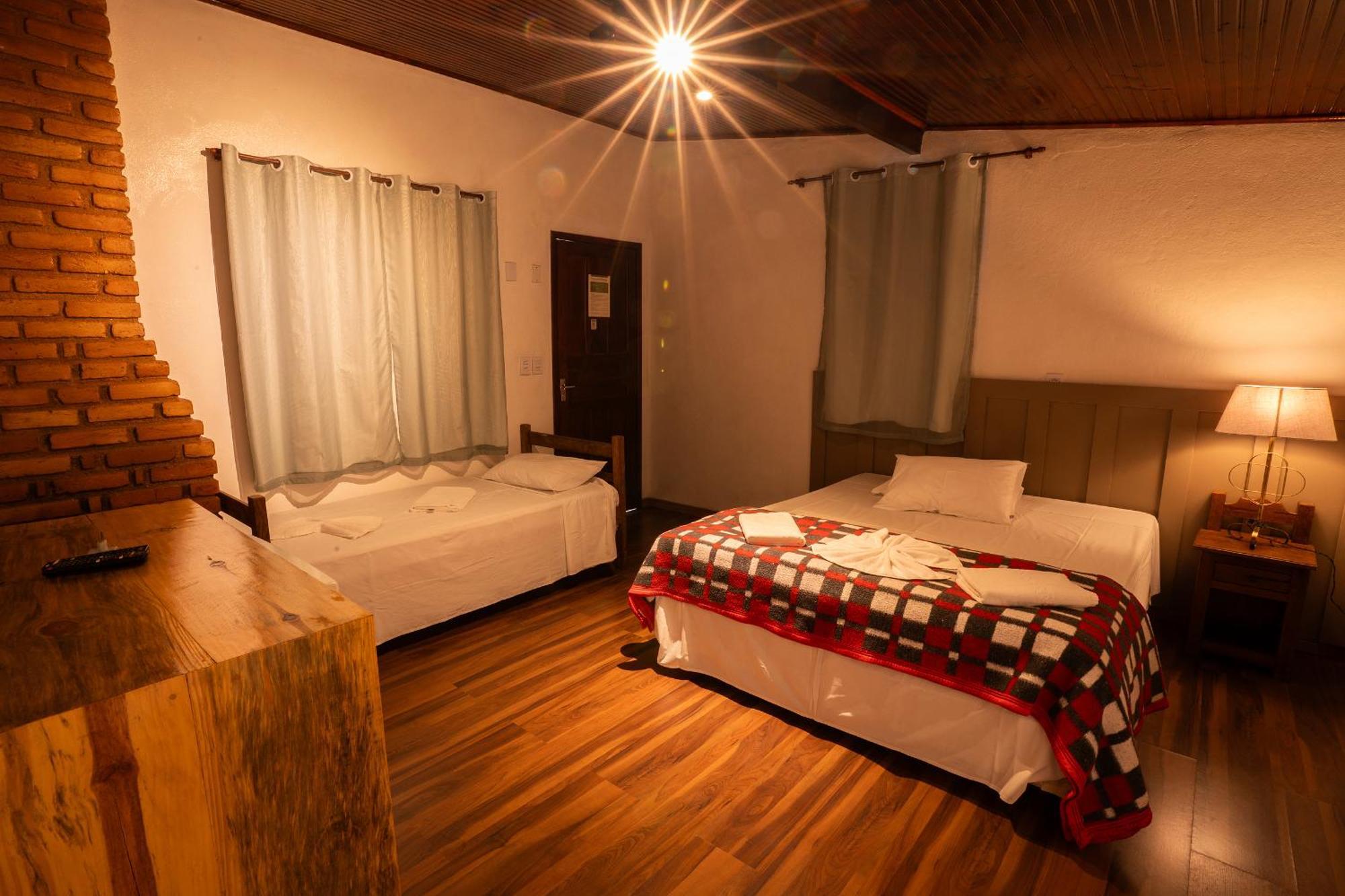 Hotel Alpha Ville Chales Conceição da Ibitipoca 外观 照片